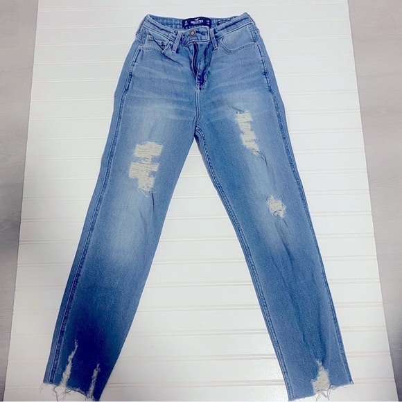 Hollister ULTRA HIGH-RISE MOM JEANS VINTAGE STRETCH Distress Raw Hem Sz W25 L27 - Picture 1 of 11